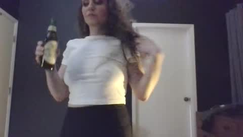 UrGreenEyedGoodGirl online show from February 6, 2026, 1:32 am