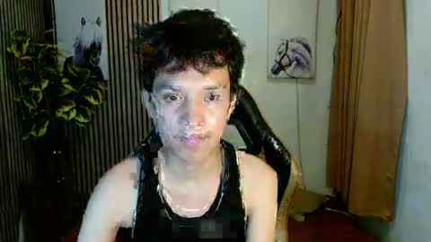 urhot_johny online show from May 1, 2026, 3:22 am