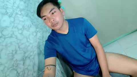 Snapshot of urhot_kharlxoxo chatting on May 11, 2026, 8:20 am john carlo online show from May 11, 2026, 8:20 am