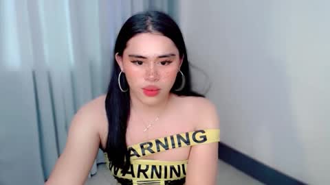 urhotdexie69 online show from September 15, 2025, 1:05 am