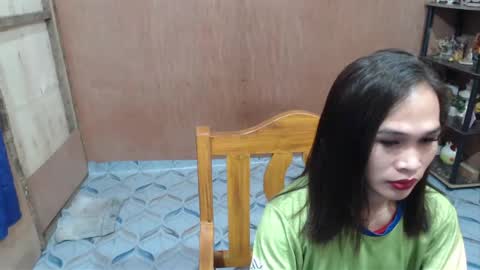 urhotgian online show from June 7, 2026, 10:52 am