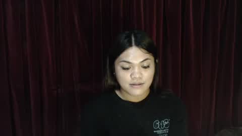 urhottie_bella online show from March 27, 2026, 8:26 am