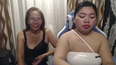 urhotvivian11 online show from December 18, 2024, 5:37 am