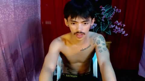 Snapshot of urhunky_boy chatting on July 18, 2026, 4:05 am urhunky_boy online show from July 18, 2026, 4:05 am