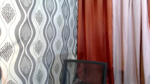 Snapshot of urhunky_ivan chatting on January 27, 2025, 12:33 am urhunky_ivan online show from January 27, 2025, 12:33 am