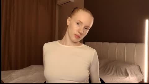Snapshot of uriyani chatting on May 27, 2026, 6:38 pm ElizabethLizy online show from May 27, 2026, 6:38 pm