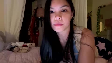 urlittlefilipina online show from June 4, 2026, 11:44 pm