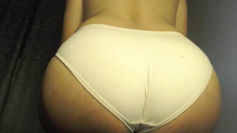 Snapshot of urlovely_hait chatting on October 16, 2025, 7:37 pm Sham online show from October 16, 2025, 7:37 pm