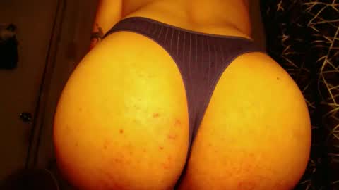 Snapshot of urlovely_hait chatting on April 5, 2026, 10:29 pm Sham online show from April 5, 2026, 10:29 pm