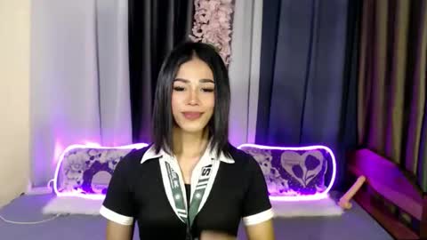 urlovely_jemma online show from April 10, 2026, 7:02 am