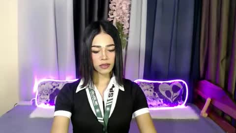 urlovely_jemma online show from April 17, 2026, 9:07 pm