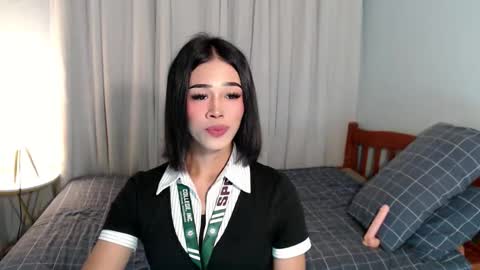 Snapshot of urlovely_jemma chatting on May 20, 2026, 12:11 pm urlovely_jemma online show from May 20, 2026, 12:11 pm