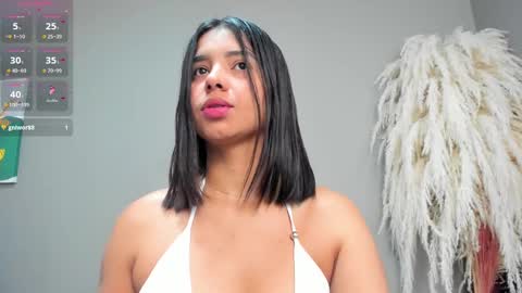 Snapshot of urlovex chatting on October 6, 2025, 9:12 pm Love online show from October 6, 2025, 9:12 pm