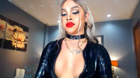 UrMajestyTyra online show from December 8, 2024, 3:10 am