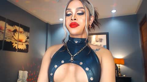 UrMajestyTyra online show from December 9, 2024, 4:34 am