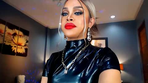 UrMajestyTyra online show from December 28, 2024, 4:08 am