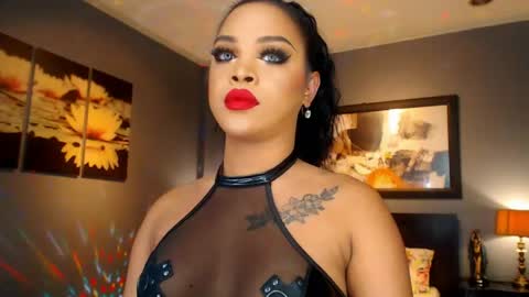 UrMajestyTyra online show from May 4, 2026, 12:28 am