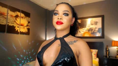 UrMajestyTyra online show from May 6, 2026, 1:14 am