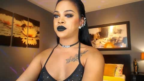 UrMajestyTyra online show from May 7, 2026, 1:33 am