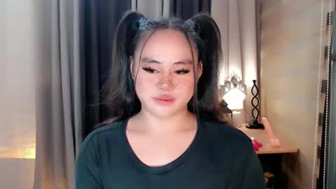 Snapshot of urnaughty_ceciliaxxx chatting on October 4, 2025, 12:30 am cecilia online show from October 4, 2025, 12:30 am