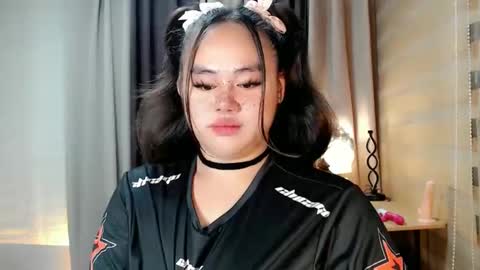 Snapshot of urnaughty_ceciliaxxx chatting on October 18, 2025, 2:29 pm cecilia online show from October 18, 2025, 2:29 pm