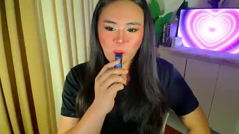 Snapshot of urnaughty_ceciliaxxx chatting on May 19, 2026, 7:37 am cecilia online show from May 19, 2026, 7:37 am