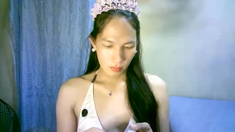 queen julia not into CHEAPGUY online show from January 28, 2025, 12:22 pm