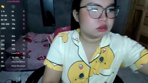 Snapshot of urpinayslutxxx chatting on November 17, 2025, 3:56 am Jane online show from November 17, 2025, 3:56 am