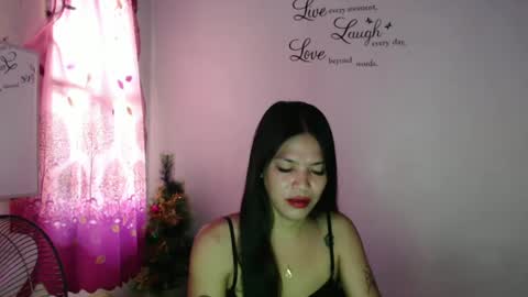 hi im kim online show from December 2, 2024, 12:19 am