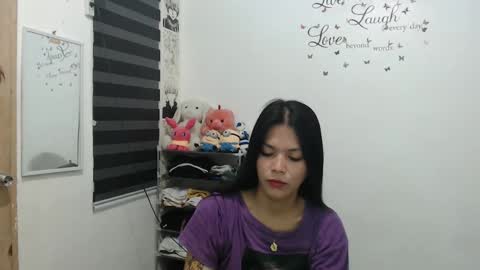 hi im kim online show from December 29, 2024, 3:44 am