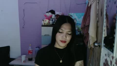 hi im kim online show from November 7, 2025, 11:54 am