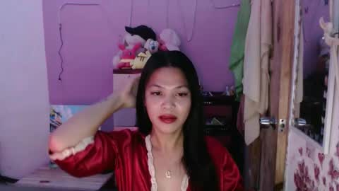 hi im kim online show from November 25, 2025, 11:16 pm