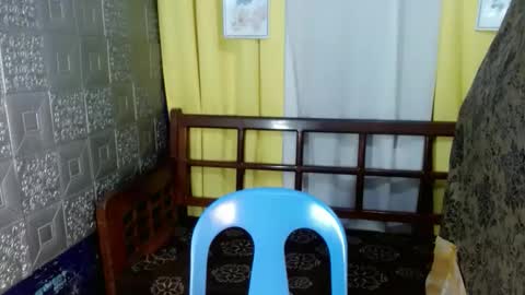 urpretty_girl online show from January 7, 2026, 9:28 pm