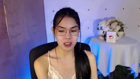 Snapshot of urpretty_nix chatting on February 27, 2025, 6:40 am Nix online show from February 27, 2025, 6:40 am