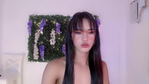 Snapshot of ursandra_xx chatting on February 5, 2025, 5:31 pm ursandra_xx online show from February 5, 2025, 5:31 pm