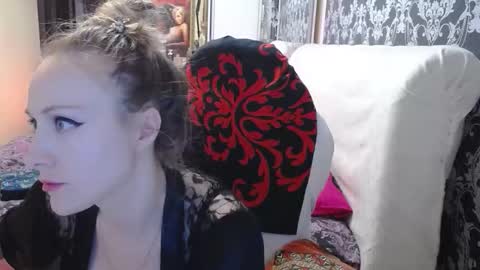 UrSecretTreasure88 online show from October 5, 2025, 10:13 am