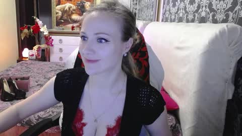 Snapshot of ursecrettreasure88 chatting on April 3, 2026, 11:30 am UrSecretTreasure88 online show from April 3, 2026, 11:30 am