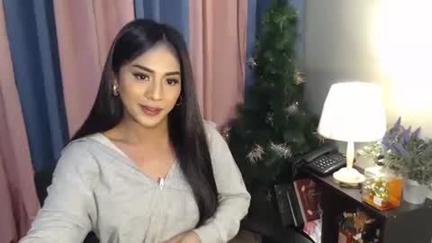 Snapshot of urseductive_calixx chatting on October 7, 2025, 10:07 pm JUST CALL ME CALI online show from October 7, 2025, 10:07 pm