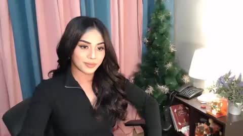 Snapshot of urseductive_calixx chatting on October 8, 2025, 3:09 pm JUST CALL ME CALI online show from October 8, 2025, 3:09 pm