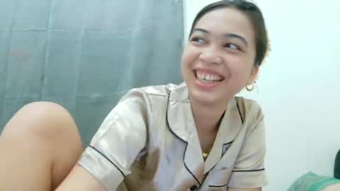 Snapshot of ursexy_pinay_skinny chatting on March 27, 2026, 6:08 am im jenny online show from March 27, 2026, 6:08 am