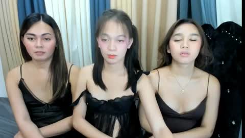 ursexygirl_04 online show from March 22, 2026, 7:17 pm