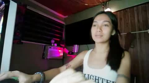 Snapshot of ursexymayhem1 chatting on October 19, 2025, 11:44 am Ursexymayhem online show from October 19, 2025, 11:44 am