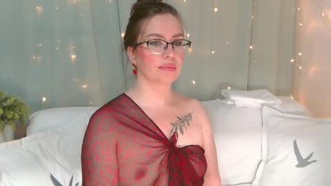 Silvia online show from January 24, 2025, 1:25 pm