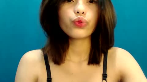 Snapshot of urskinny_girl chatting on September 30, 2025, 6:24 pm Jane online show from September 30, 2025, 6:24 pm