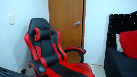 Snapshot of ursulawhite69 chatting on September 26, 2025, 12:03 am Eveling Blanco online show from September 26, 2025, 12:03 am