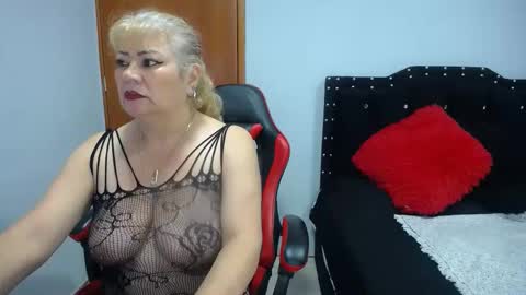 Snapshot of ursulawhite69 chatting on May 12, 2026, 2:08 am Eveling Blanco online show from May 12, 2026, 2:08 am