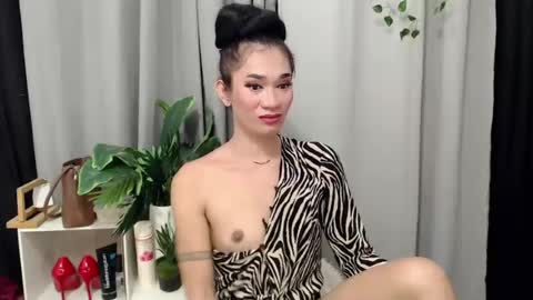 ursweet_amber7 online show from August 9, 2026, 4:50 am