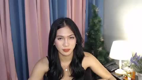 Snapshot of ursweet_gwennyxx chatting on October 8, 2025, 6:11 am JUST CALL ME GWENNY online show from October 8, 2025, 6:11 am