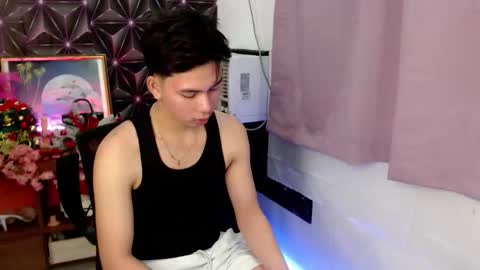 ursweet_jade online show from November 16, 2025, 10:21 am