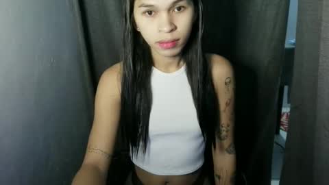 ursweet_zeviixx online show from March 10, 2026, 11:15 am